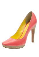 ���� nike wmns ruckus mid